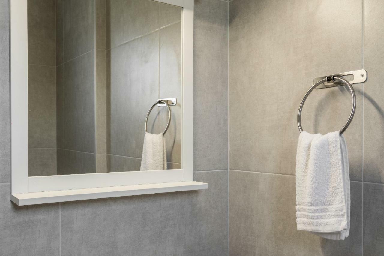 V Luxury Apartments Siviri Chambre photo